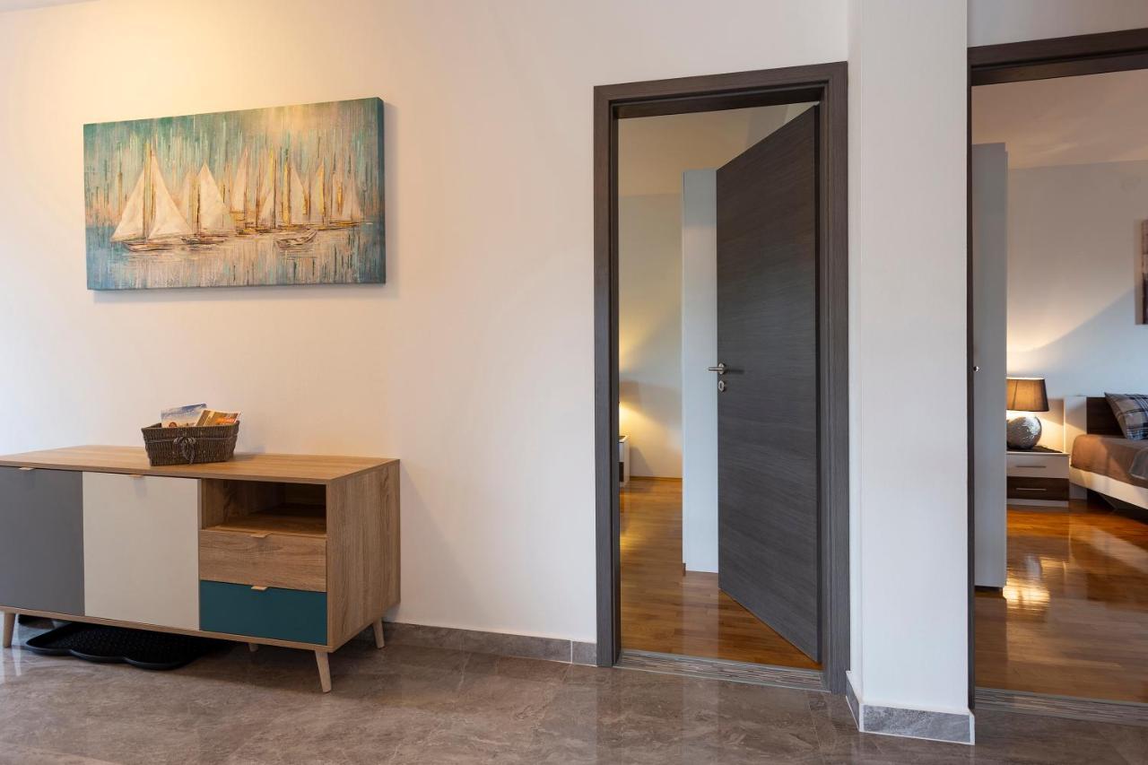 Apartmani Karoca 3 Pula Exterior foto